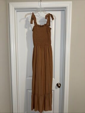 Women’s Brown Tie-Shoulder Smocked Maxi Dress - Casual Summer Style